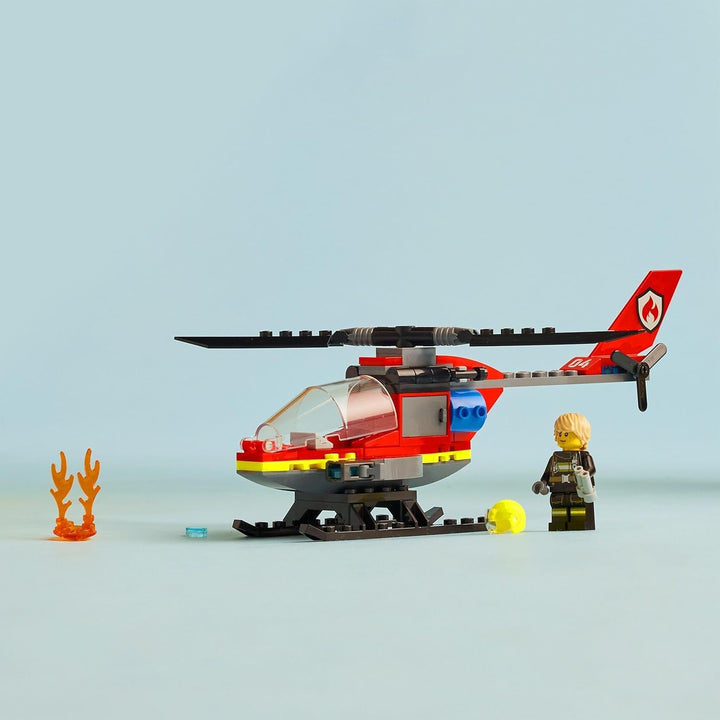 LEGO City Fire Brigade Helicopter, set cu jucărie elicopter și figurină pilot, elicopter de pompieri pentru o experiență de joc imaginativă, cadou pentru copii, băieți și fete de la 5 ani 60411