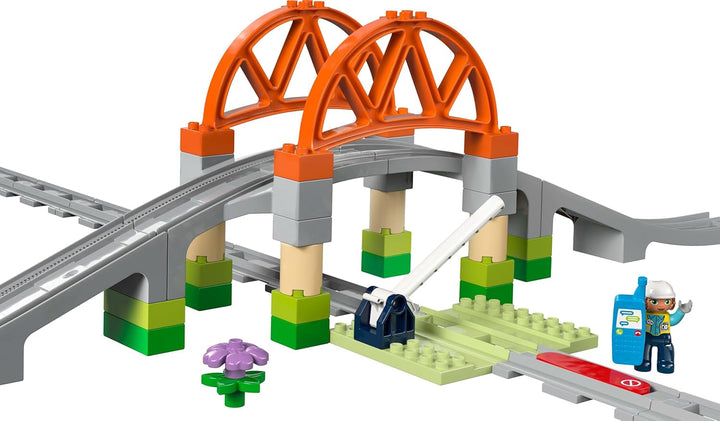 LEGO DUPLO Town Pod de cale ferată și șine - Set de expansiune, cadou pentru copii începând cu 2 ani, set pentru construcție și reconstrucție, set de dezvoltare pentru preșcolari, jucărie educațională 10426