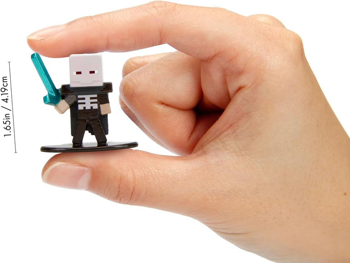 Jada Toys - Minecraft Blind Pack Nanofigs, Wave 2, Minecraft Legends Nano Metal Collectible Figure, Diverse modele, 4 Cm, Vârsta 3+, Negru