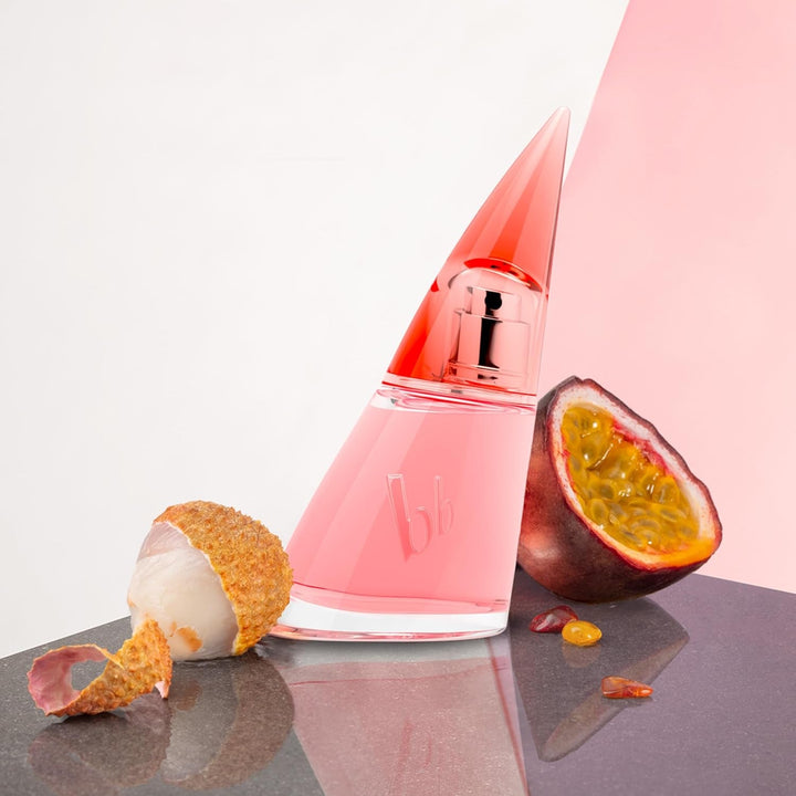 Bruno Banani Absolute Woman – Apă de Toaletă Spray Natural – Parfum de Femei Fructat-Floral – 1 Pachet (1 x 30 ml)