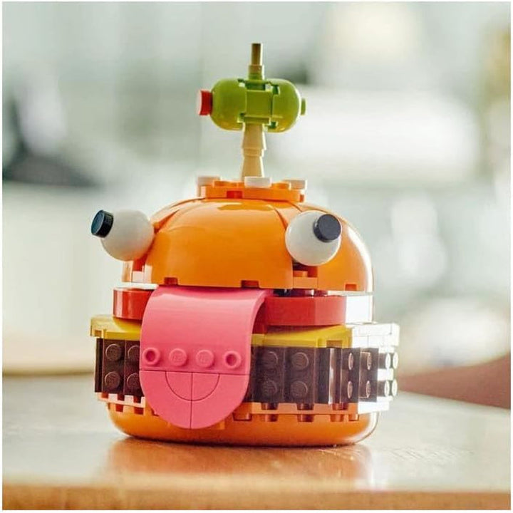 LEGO Fortnite Durrr Burger, Set de construcție pentru jocul video pentru gameri cu vârsta de peste 9 ani, Model de expus, Figurină de colecționat, Cadou pentru copii, adolescenți și adulți, Obiect de colecție 77070