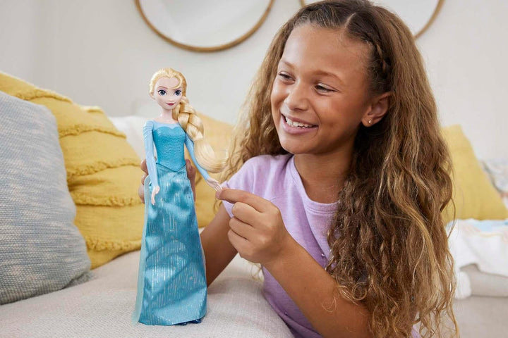 Mattel Disney The Ice Queen Elsa Doll, The Ice Queen Doll, păr blond pieptănat, mobilă, pantofi detașabili, cadouri Disney, jucării de la 3 ani, HLW47