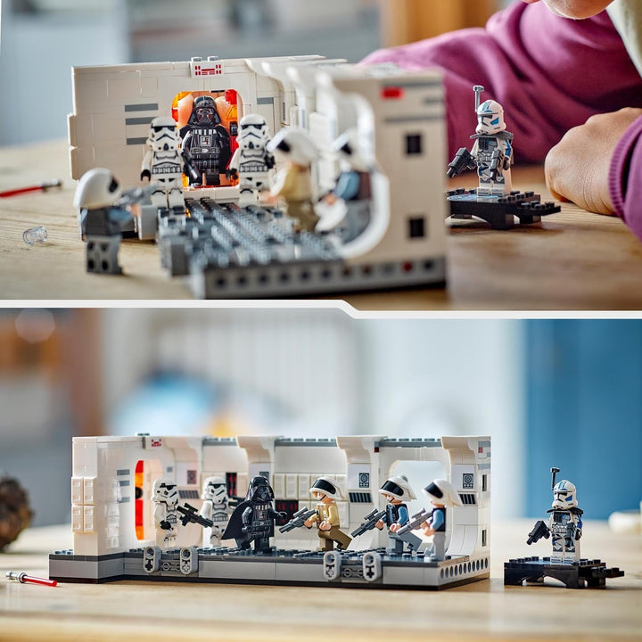 LEGO Star Wars Îmbarcarea pe Tantive IV, Jucărie de construcție pentru filmul O nouă speranță, Playset de fantezie pentru copii de colecționat, Idee de cadou pentru băieți și fete de peste 8 ani și pentru colecționari 75387