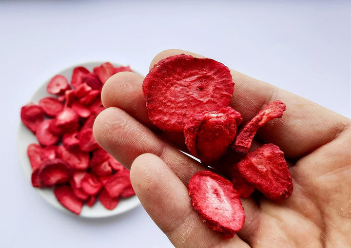 Căpșuni liofilizate | Fructe liofilizate Liofilizate | Fructe uscate fără zahăr Fructe uscate | Căpșuni uscate Liofilizate | Fructe liofilizate (90g) Produse deshidratate Naty Shop