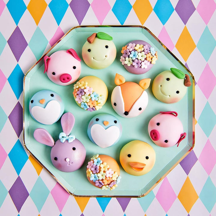 FunCakes Fondant rulat bej natural: ușor de utilizat, neted, flexibil, moale și pliabil, perfect pentru decorarea prăjiturilor, halal, kosher și fără gluten, 250 g Pasta de zahar Naty Shop